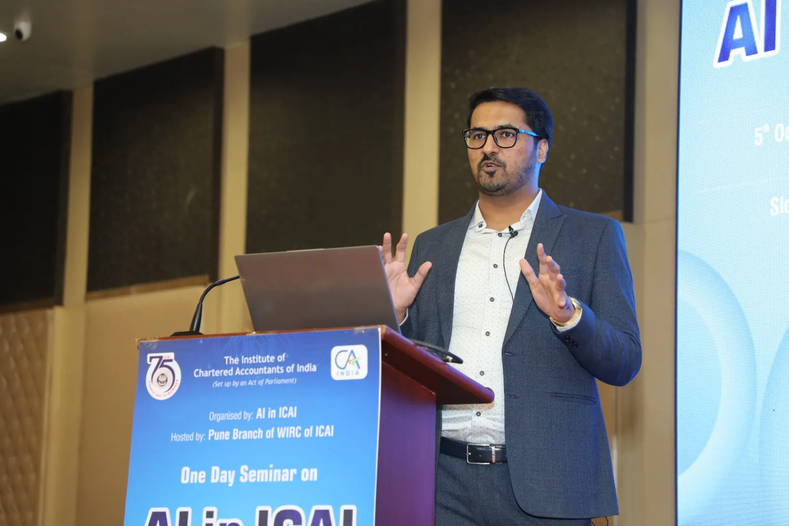 CA Dhaval Kodilkar speaking at the AI in ICAI seminar in Pune